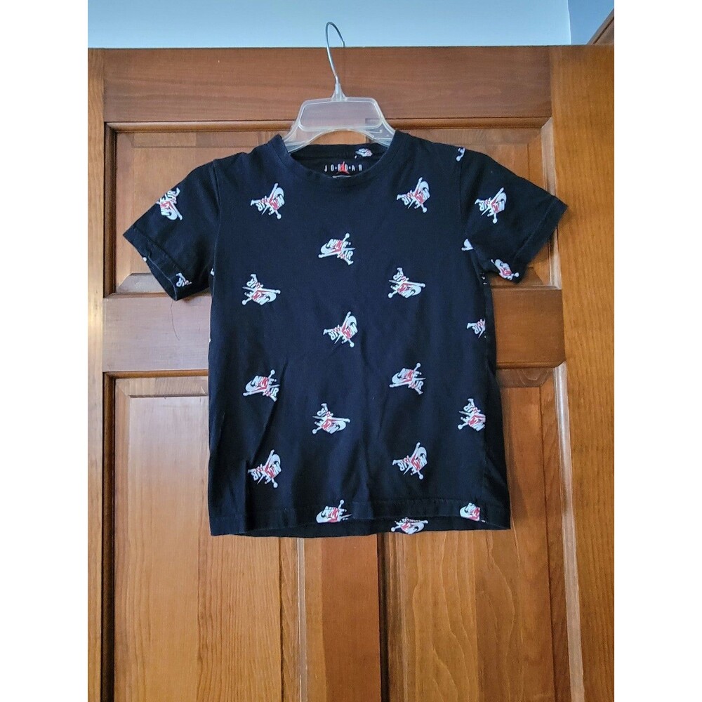 Boys Youth Small Nike Air Jordan T-shirt
